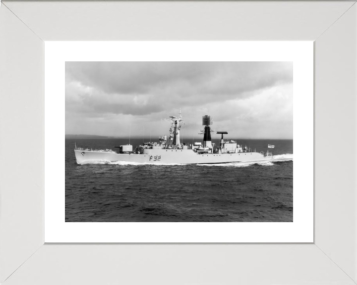 HMS Salisbury F32 Salisbury Class Frigate 1970 Port Beam View Photo Print - Posters, Prints, & Visual Artwork - by Hampshire Prints (image 4 of 9)