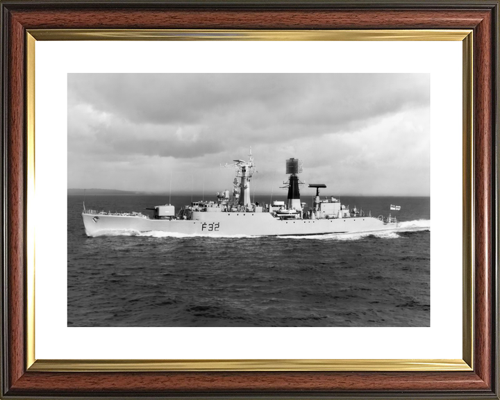 HMS Salisbury F32 Salisbury Class Frigate 1970 Port Beam View Photo Print - Posters, Prints, & Visual Artwork - by Hampshire Prints (image 8 of 9)
