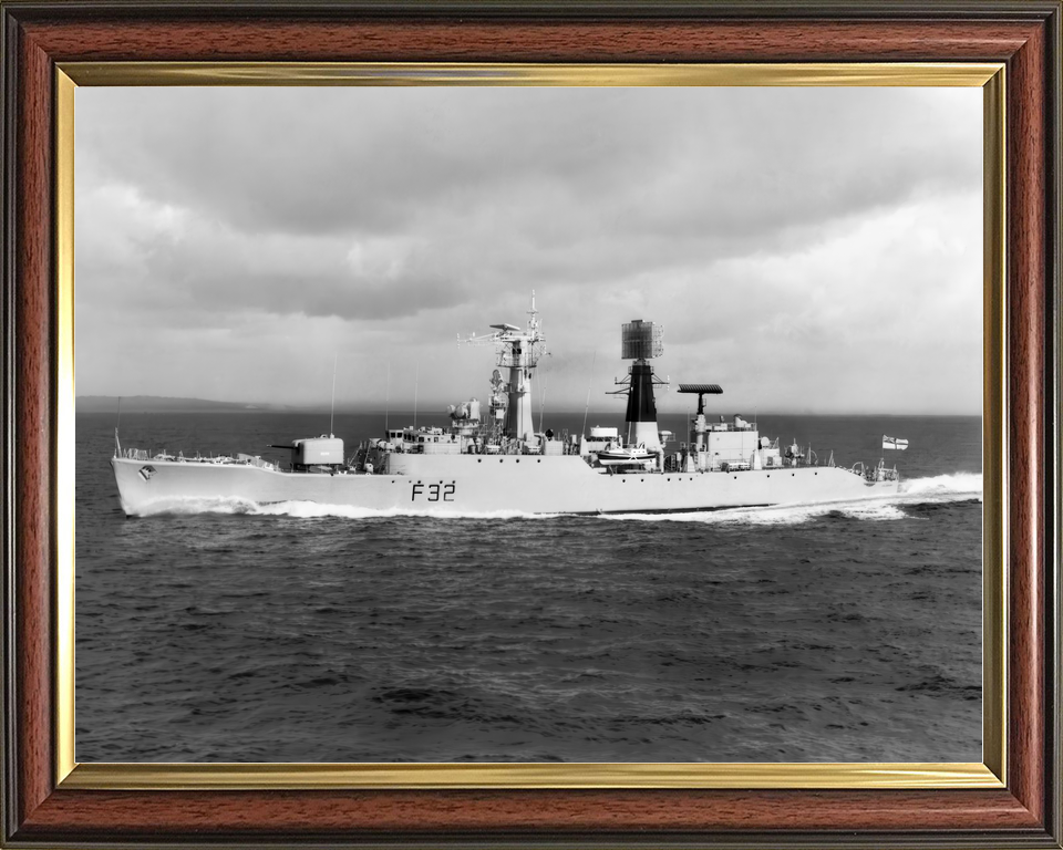 HMS Salisbury F32 Salisbury Class Frigate 1970 Port Beam View Photo Print - Posters, Prints, & Visual Artwork - by Hampshire Prints (image 9 of 9)