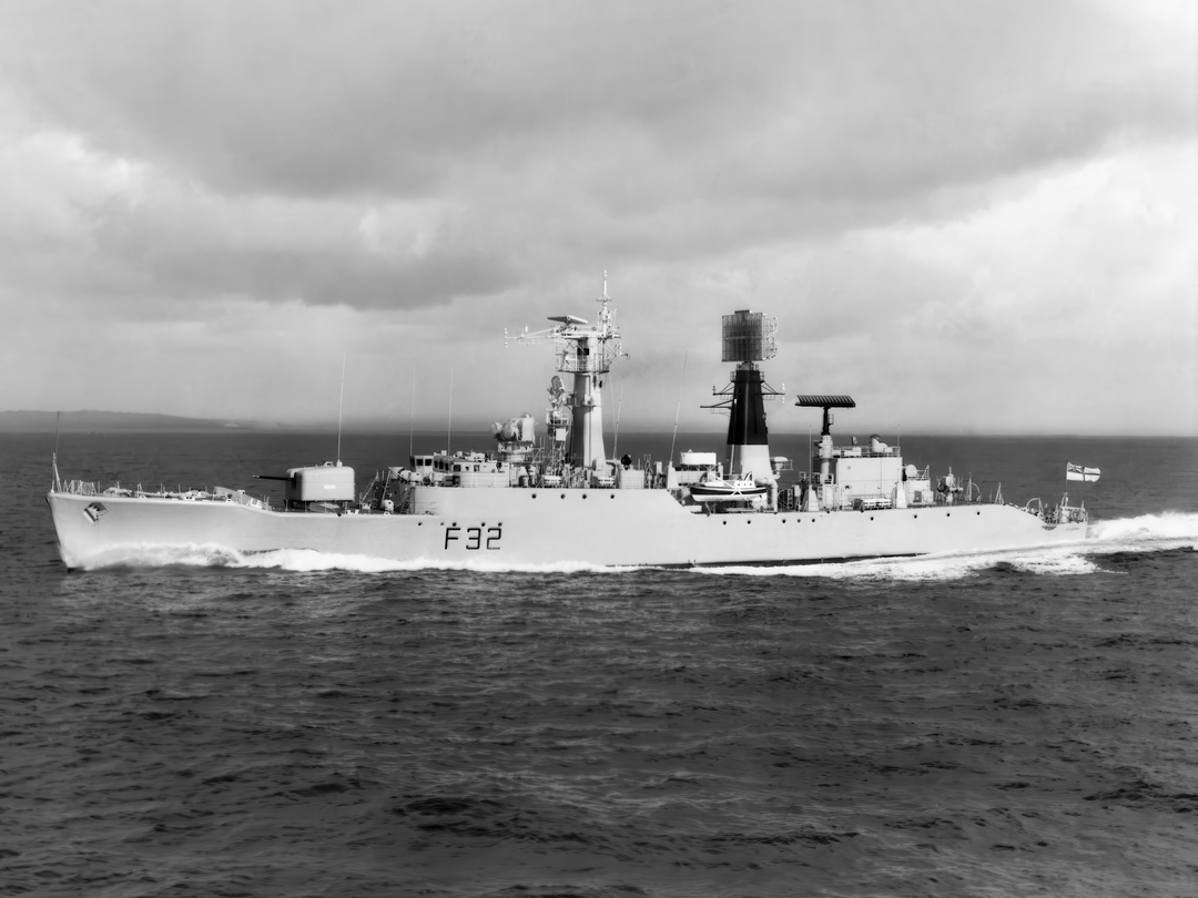 HMS Salisbury F32 Salisbury Class Frigate 1970 Port Beam View Photo Print - Posters, Prints, & Visual Artwork - by Hampshire Prints (image 1 of 9)