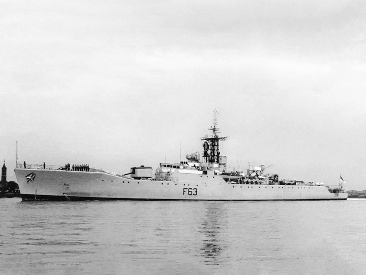 HMS Scarborough F63 Whitby Class Frigate 1957 Photo Print - Posters, Prints, & Visual Artwork - by Hampshire Prints (image 1 of 9)
