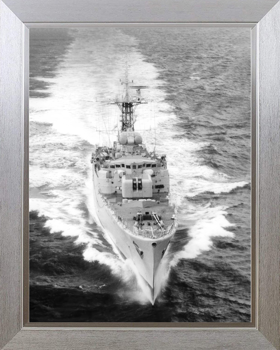 HMS Scarborough F63 Whitby Class Frigate Bow View Photo Print - Posters, Prints, & Visual Artwork - by Hampshire Prints (image 7 of 9)