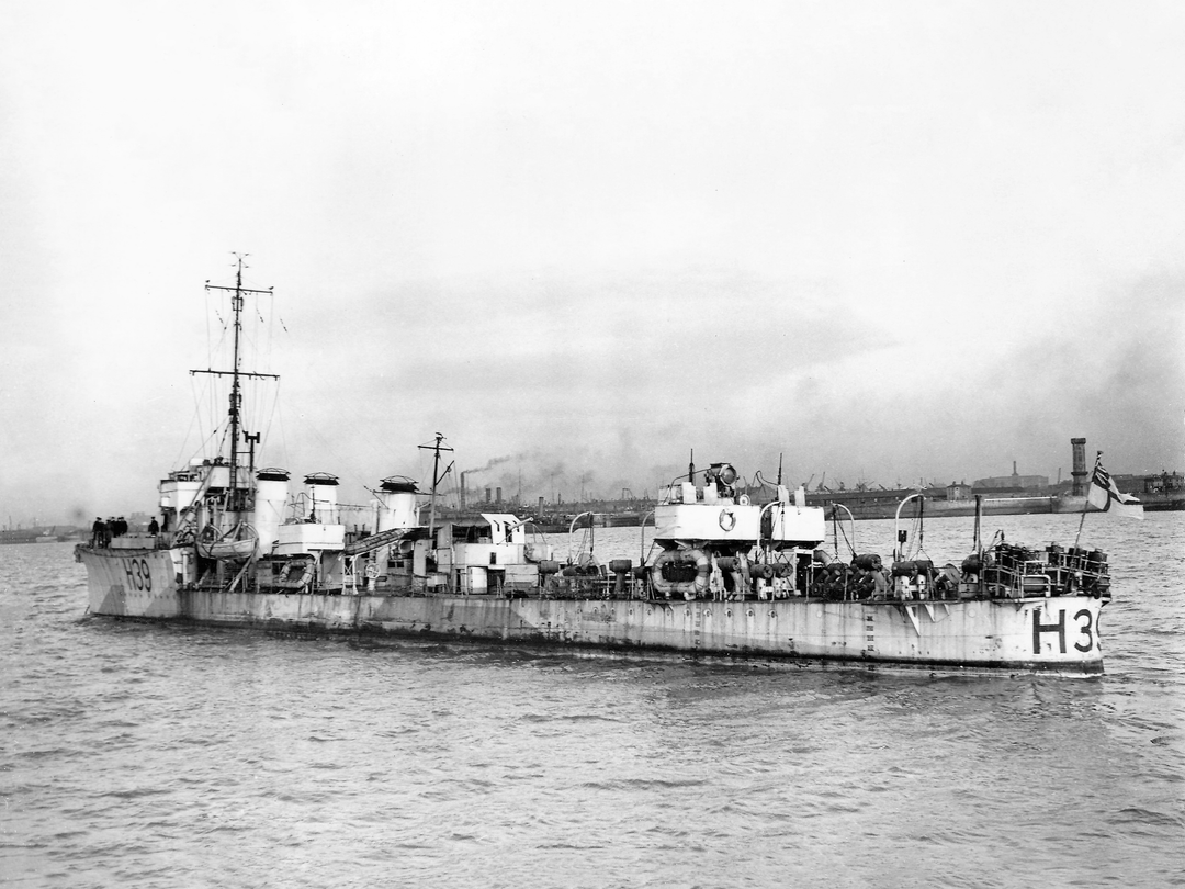HMS Skate H39 R Class Destroyer Photo Print - Posters, Prints, & Visual Artwork - by Hampshire Prints (image 1 of 9)