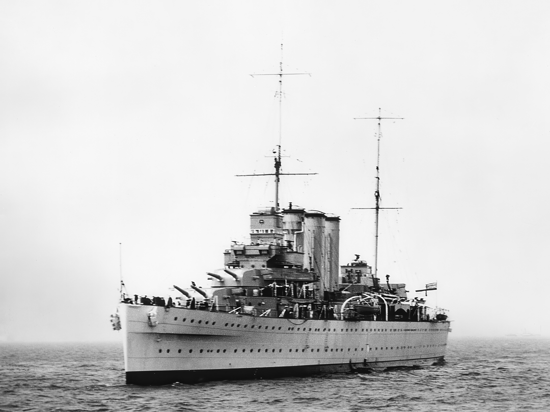 HMS Suffolk 55 County Class Heavy Cruiser Warship 1946 Photo Print - Posters, Prints, & Visual Artwork - by Hampshire Prints (image 1 of 9)