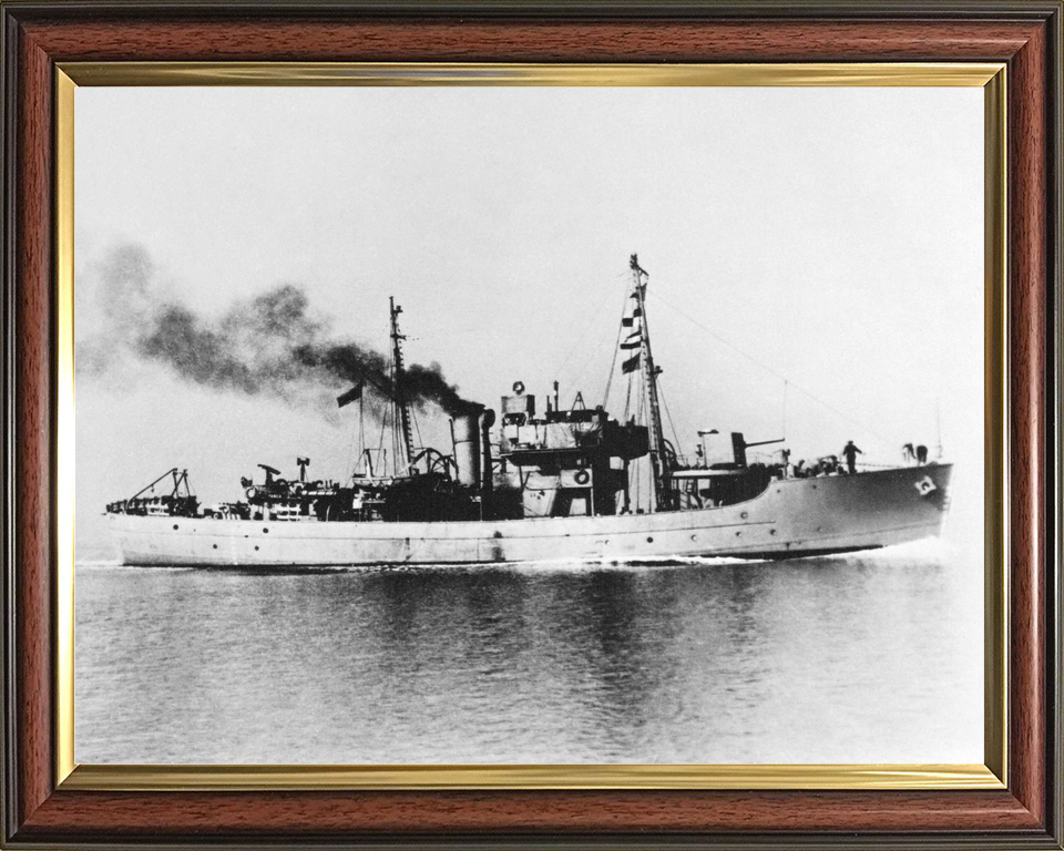 HMS Tango T146 Dance Class Trawler 1939-1945 Photo Print - Posters, Prints, & Visual Artwork - by Hampshire Prints (image 9 of 9)