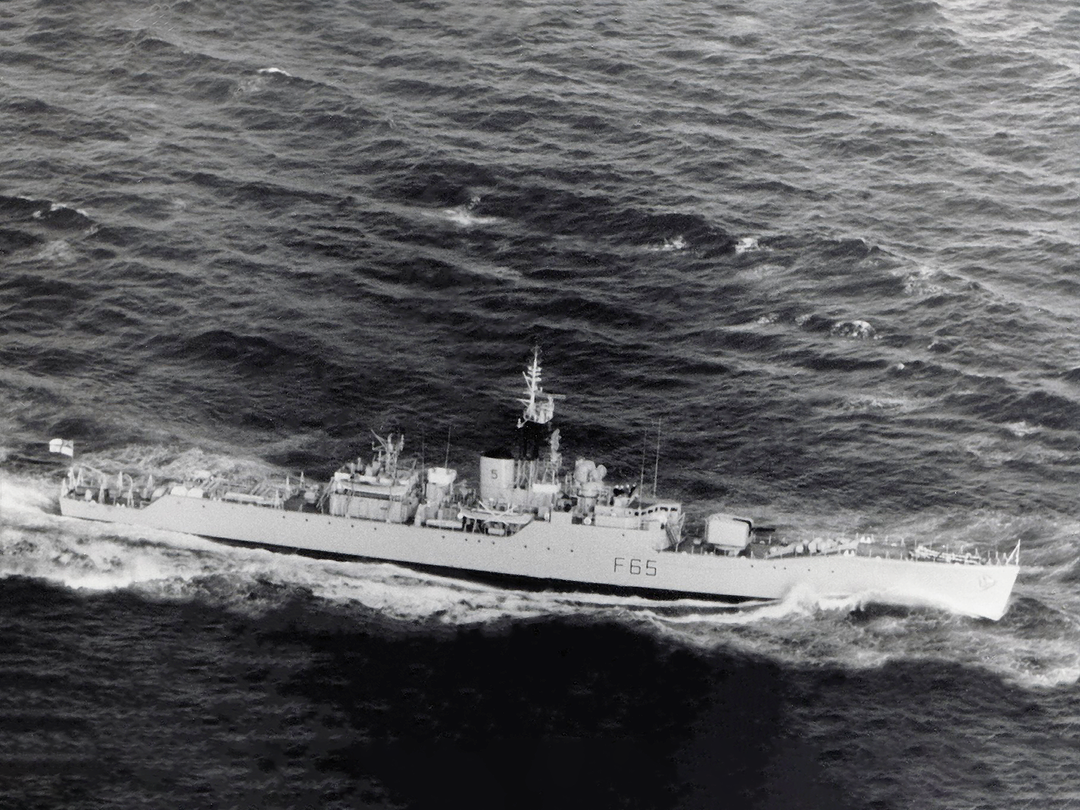 HMS Tenby F65 Whitby Class Frigate 1969 Photo Print - Posters, Prints, & Visual Artwork - by Hampshire Prints (image 1 of 9)