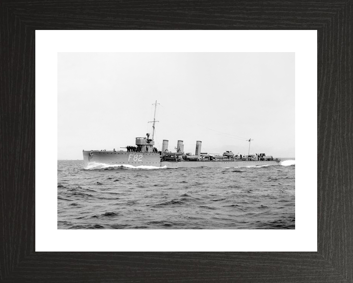 HMS Thisbe F82 R Class Destroyer 1917 Photo Print - Posters, Prints, & Visual Artwork - by Hampshire Prints (image 2 of 9)