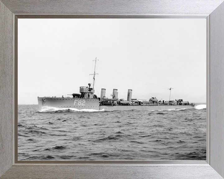 HMS Thisbe F82 R Class Destroyer 1917 Photo Print - Posters, Prints, & Visual Artwork - by Hampshire Prints (image 7 of 9)