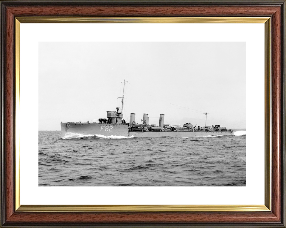 HMS Thisbe F82 R Class Destroyer 1917 Photo Print - Posters, Prints, & Visual Artwork - by Hampshire Prints (image 8 of 9)