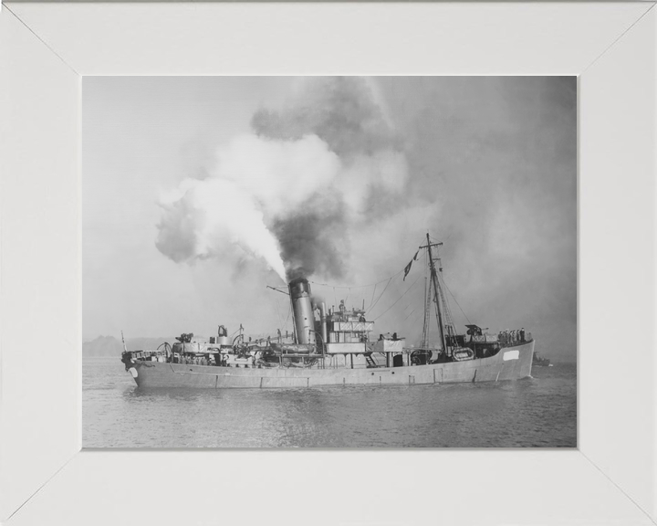 HMS Turquoise T45 Trawler January 1944 Photo Print - Posters, Prints, & Visual Artwork - by Hampshire Prints (image 5 of 9)