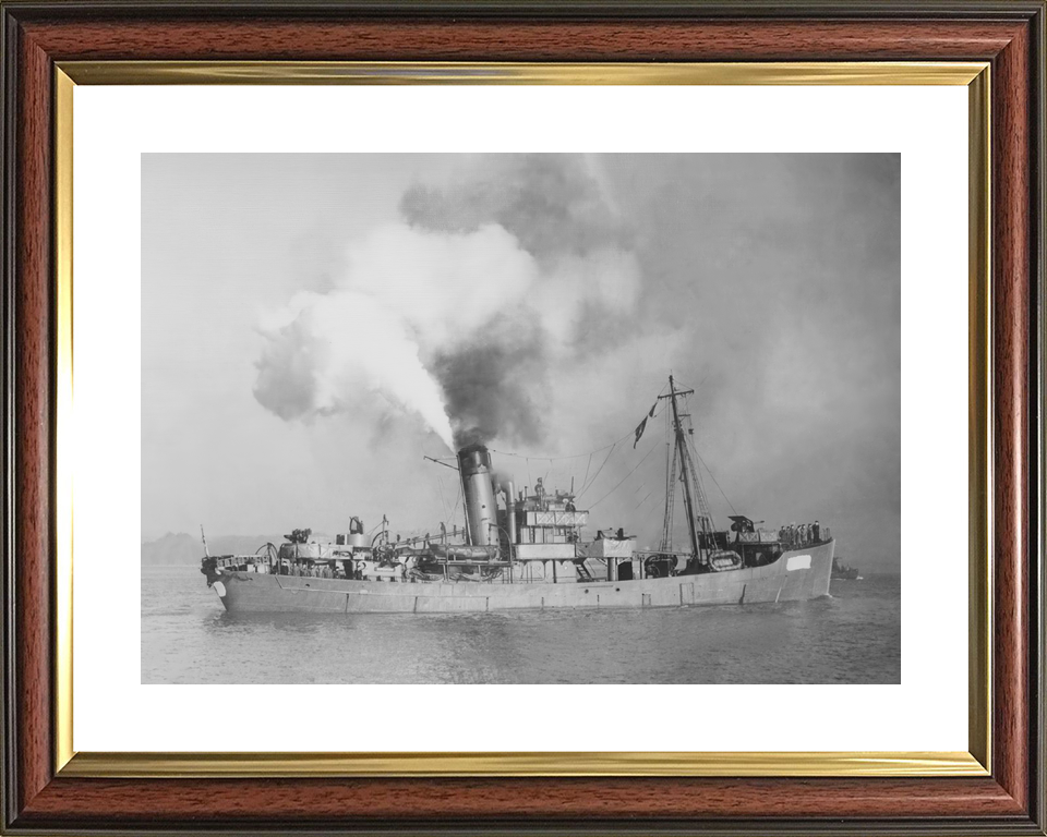 HMS Turquoise T45 Trawler January 1944 Photo Print - Posters, Prints, & Visual Artwork - by Hampshire Prints (image 8 of 9)