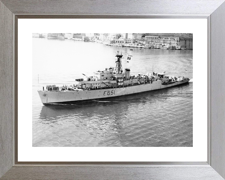 HMS Veryan Bay K651 Bay Class Frigate c1950 Photo Print - Posters, Prints, & Visual Artwork - by Hampshire Prints (image 6 of 9)