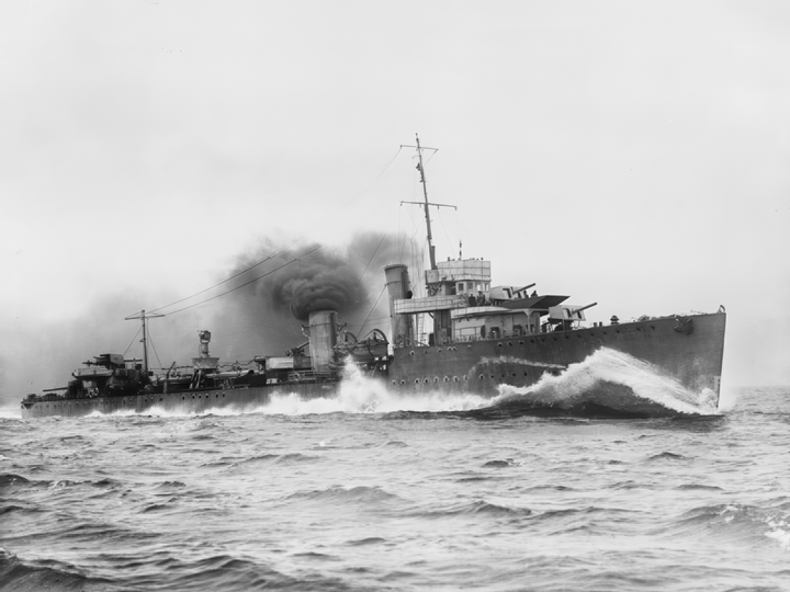 HMS Vimiera 1917 V Class Destroyer 1918 Photo Print - Posters, Prints, & Visual Artwork - by Hampshire Prints (image 1 of 9)