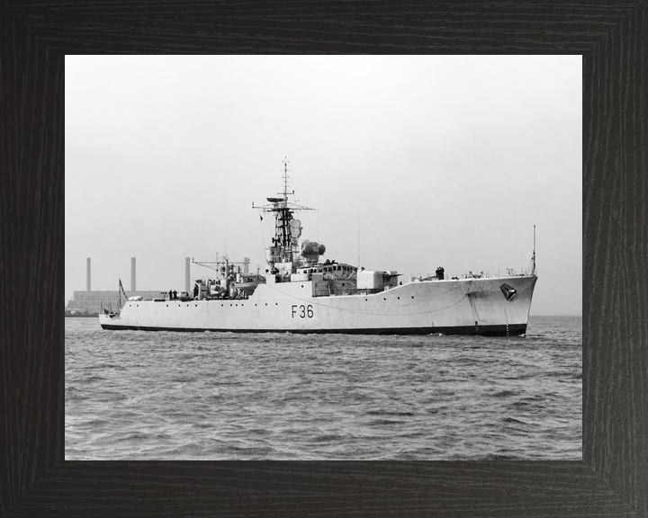 HMS Whitby F36 Whitby Class Frigate Starboard Side View Photo Print - Posters, Prints, & Visual Artwork - by Hampshire Prints (image 3 of 9)