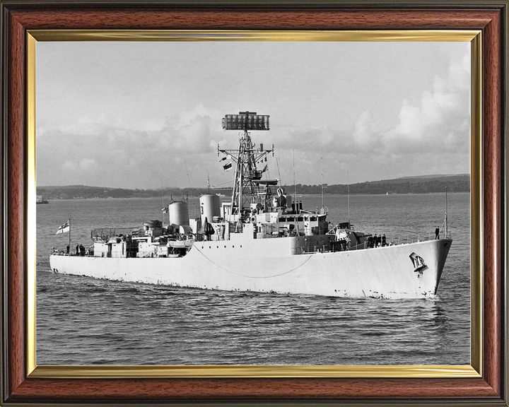 HMS Zulu F124 Tribal Class Frigate 1982 Photo Print - Posters, Prints, & Visual Artwork - by Hampshire Prints (image 9 of 9)