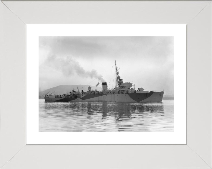HMS Rinaldo J225 Algerine Class Minesweeper Starboard View Photo Print - Posters, Prints, & Visual Artwork - by Hampshire Prints (image 4 of 9)