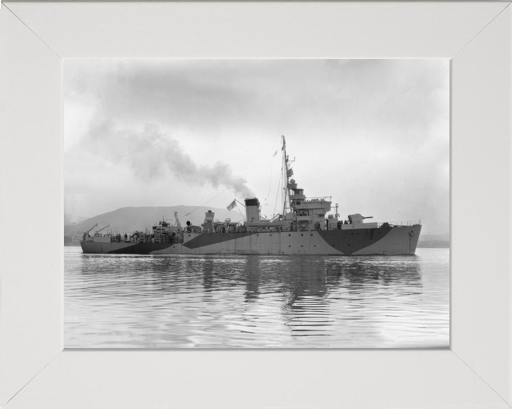 HMS Rinaldo J225 Algerine Class Minesweeper Starboard View Photo Print - Posters, Prints, & Visual Artwork - by Hampshire Prints (image 5 of 9)