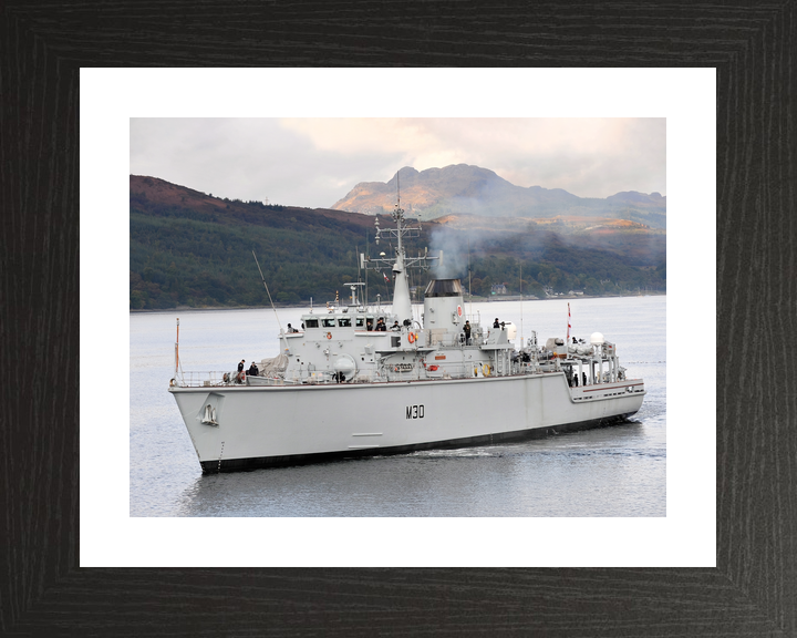 HMS Ledbury M30 Hunt Class Minesweeper 2010 Photo Print - Posters, Prints, & Visual Artwork - by Hampshire Prints (image 2 of 9)