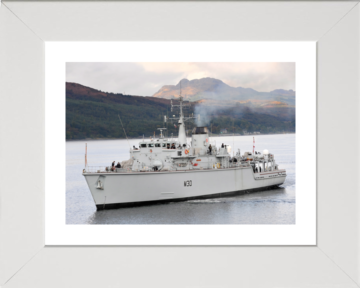 HMS Ledbury M30 Hunt Class Minesweeper 2010 Photo Print - Posters, Prints, & Visual Artwork - by Hampshire Prints (image 4 of 9)