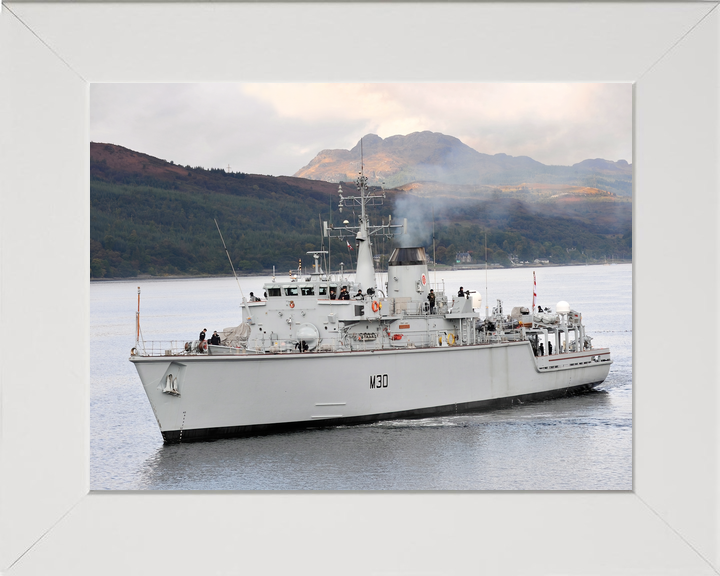 HMS Ledbury M30 Hunt Class Minesweeper 2010 Photo Print - Posters, Prints, & Visual Artwork - by Hampshire Prints (image 5 of 9)