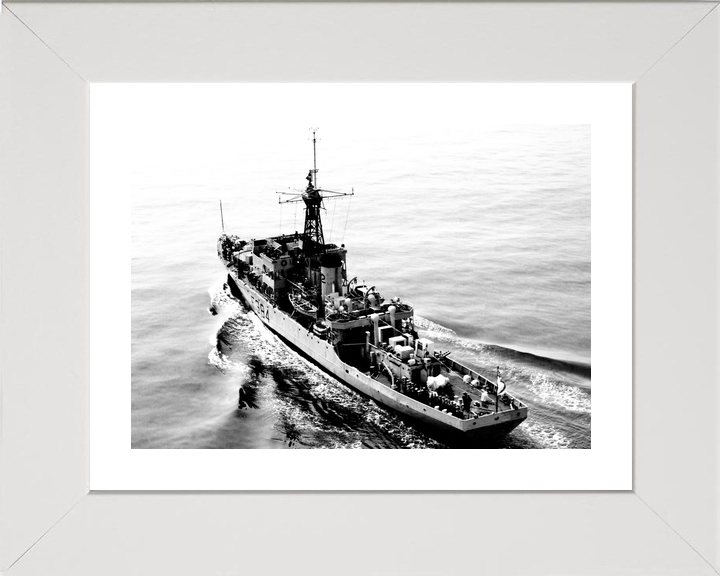 HMS Leeds Castle F384 Castle Class Corvette Photo Print - Posters, Prints, & Visual Artwork - by Hampshire Prints (image 4 of 9)