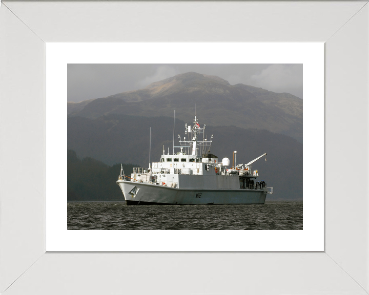 HMS Shoreham M112 Sandown Class Minehunter March 2007 Photo Print - Posters, Prints, & Visual Artwork - by Hampshire Prints (image 4 of 9)