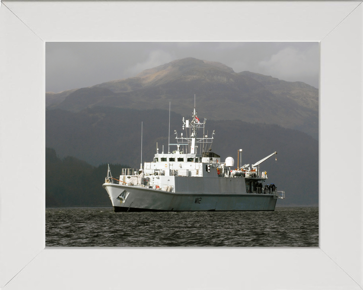 HMS Shoreham M112 Sandown Class Minehunter March 2007 Photo Print - Posters, Prints, & Visual Artwork - by Hampshire Prints (image 5 of 9)