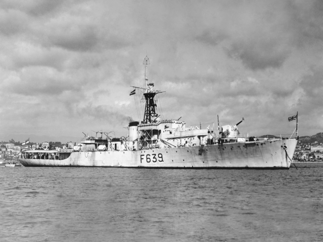 HMS Loch More F639 K639 Loch Class Frigate 1945 Photo Print - Posters, Prints, & Visual Artwork - by Hampshire Prints (image 1 of 9)