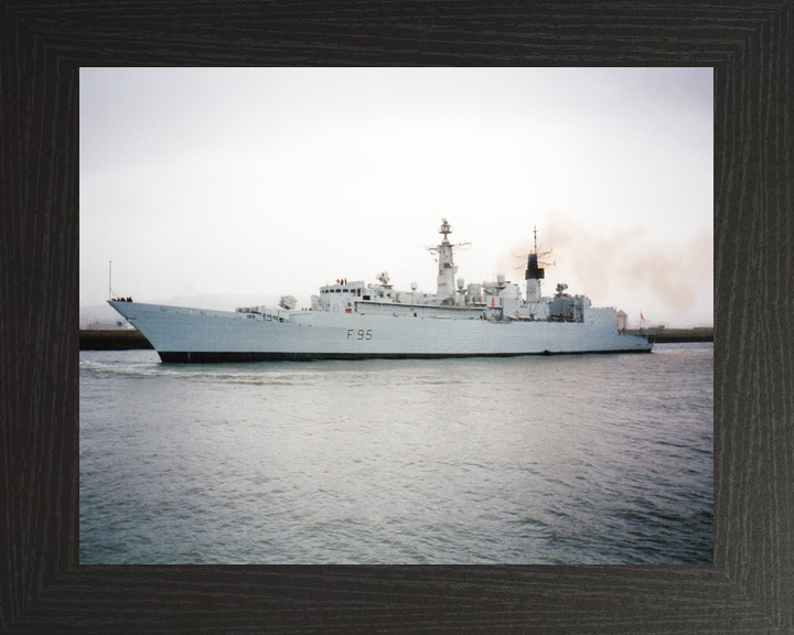 HMS London F95 Type 22 Frigate Entering Harbour Photo Print - Posters, Prints, & Visual Artwork - by Hampshire Prints (image 3 of 9)