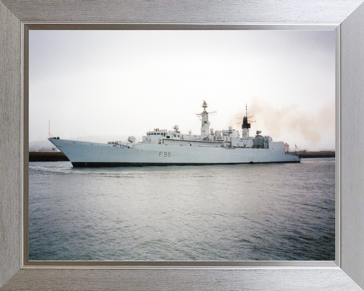 HMS London F95 Type 22 Frigate Entering Harbour Photo Print - Posters, Prints, & Visual Artwork - by Hampshire Prints (image 7 of 9)