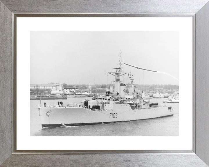 HMS Lowestoft F103 Rothesay Class Frigate 1973 Photo Print - Posters, Prints, & Visual Artwork - by Hampshire Prints (image 6 of 9)