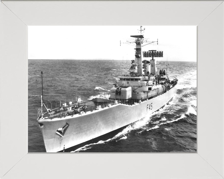 HMS Minerva F45 Leander Class Frigate High Port Bow View Photo Print - Posters, Prints, & Visual Artwork - by Hampshire Prints (image 5 of 9)