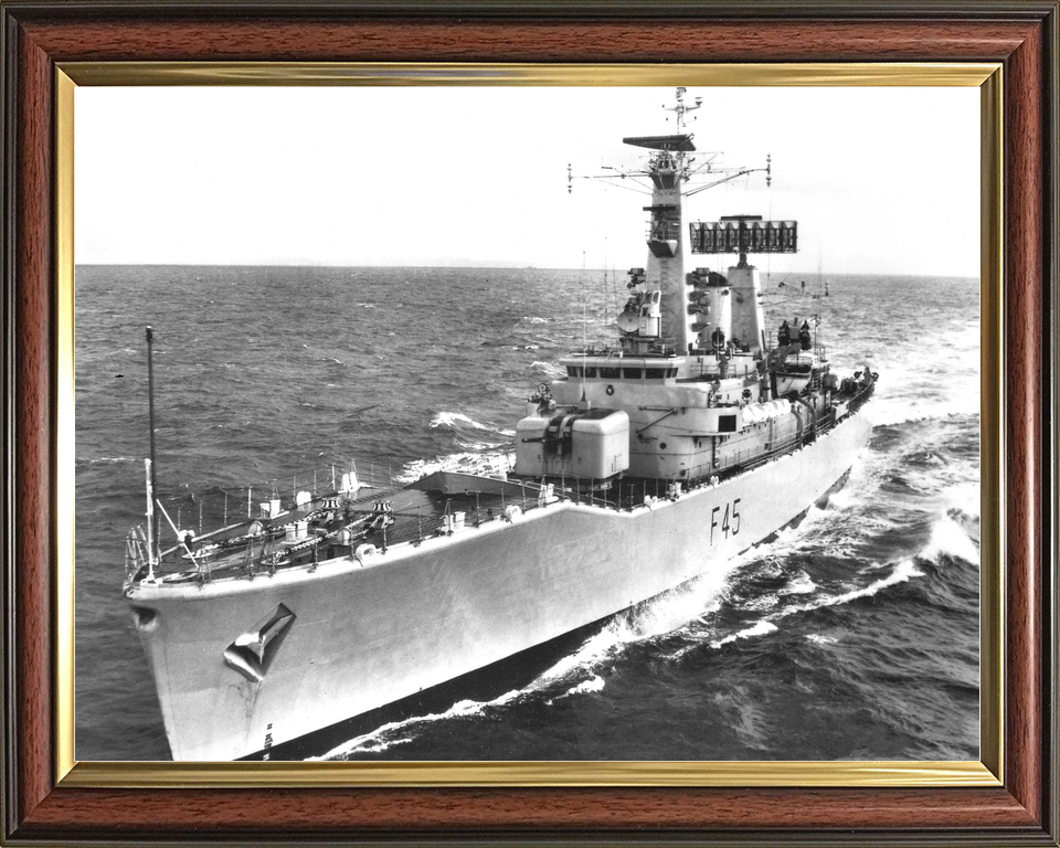 HMS Minerva F45 Leander Class Frigate High Port Bow View Photo Print - Posters, Prints, & Visual Artwork - by Hampshire Prints (image 9 of 9)
