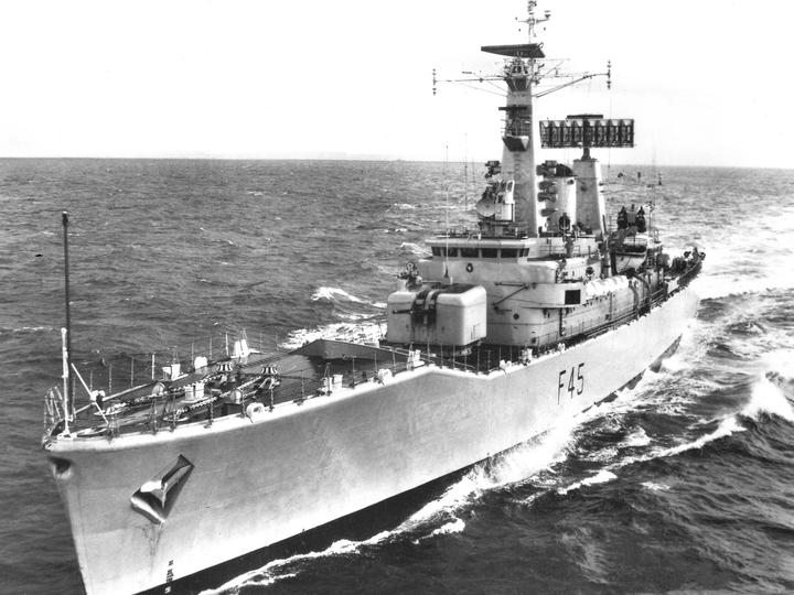HMS Minerva F45 Leander Class Frigate High Port Bow View Photo Print - Posters, Prints, & Visual Artwork - by Hampshire Prints (image 1 of 9)