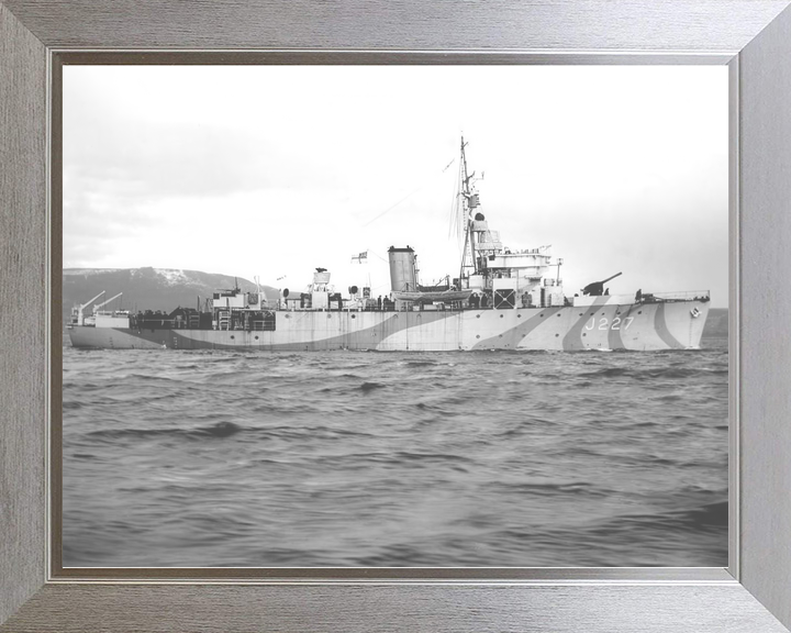 HMS Mutine J227 Algerine Class Minesweeper February 1943 Photo Print - Posters, Prints, & Visual Artwork - by Hampshire Prints (image 7 of 9)