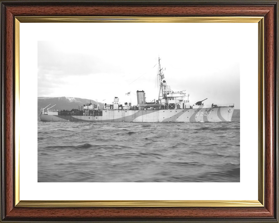 HMS Mutine J227 Algerine Class Minesweeper February 1943 Photo Print - Posters, Prints, & Visual Artwork - by Hampshire Prints (image 8 of 9)
