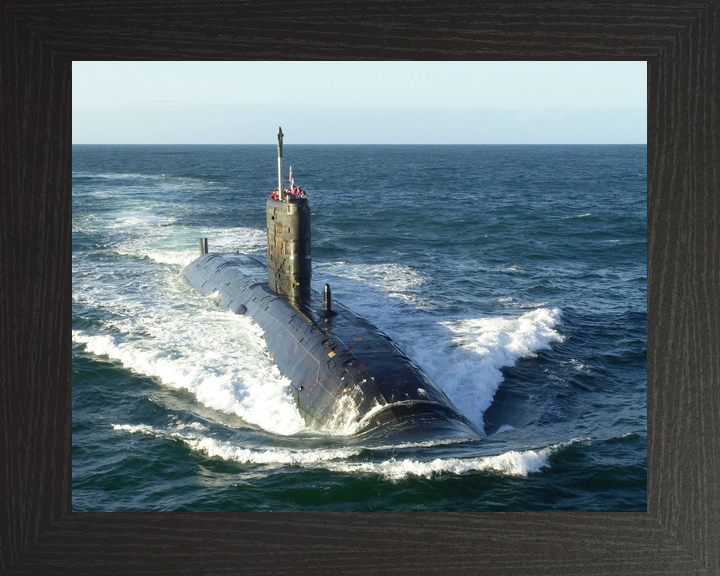 HMS Splendid S106 Swiftsure Class Submarine 2002