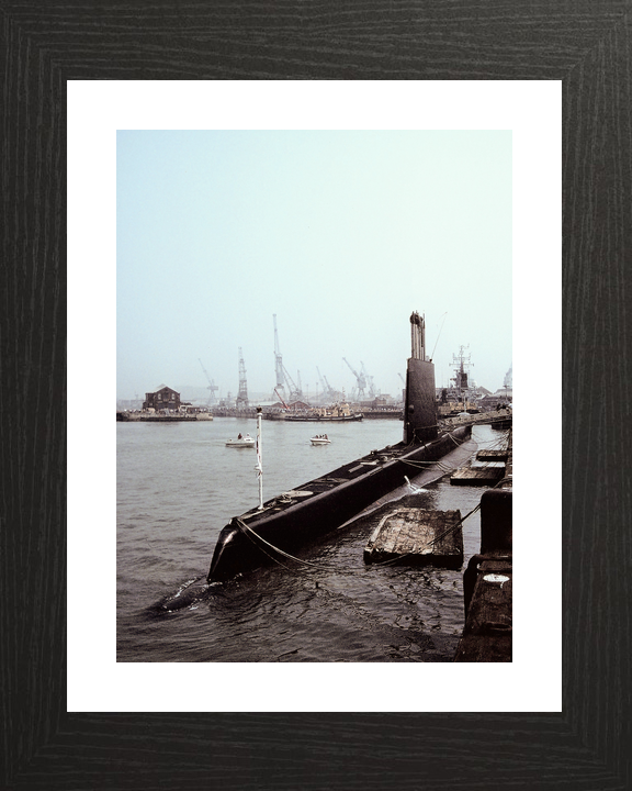 HMS Onyx S21 Oberon Class Submarine 1990