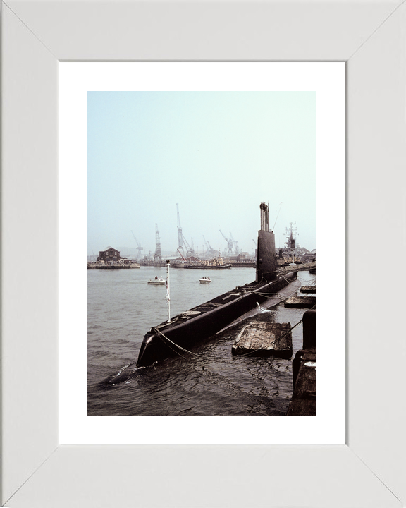 HMS Onyx S21 Oberon Class Submarine 1990