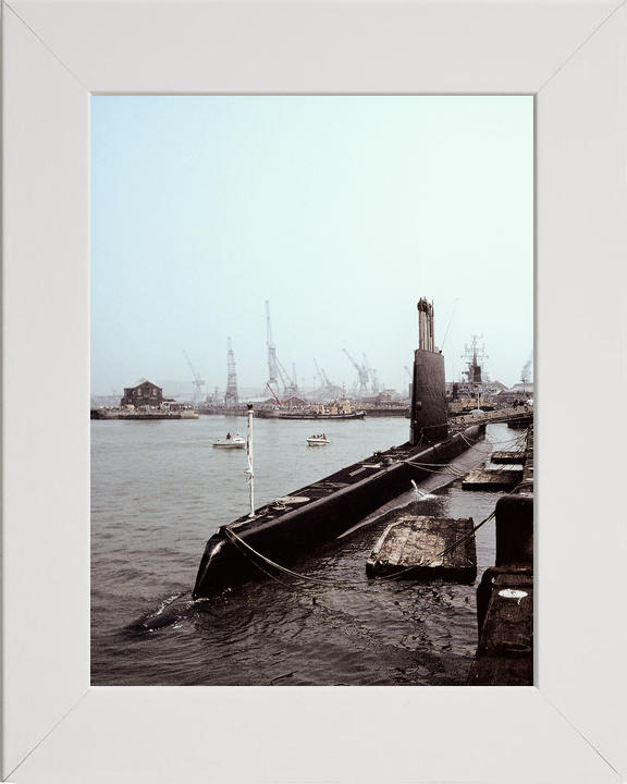 HMS Onyx S21 Oberon Class Submarine 1990