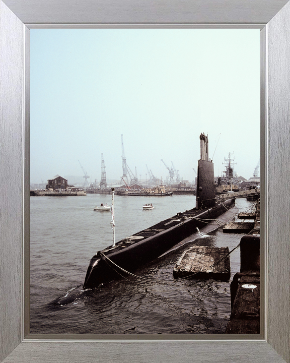 HMS Onyx S21 Oberon Class Submarine 1990