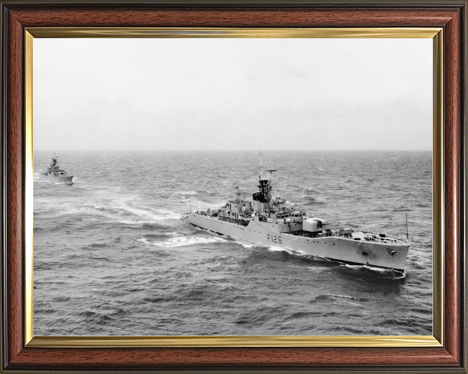 HMS Plymouth F126 Rothesay Class Frigate Underway Photo Print - Posters, Prints, & Visual Artwork - by Hampshire Prints (image 9 of 9)