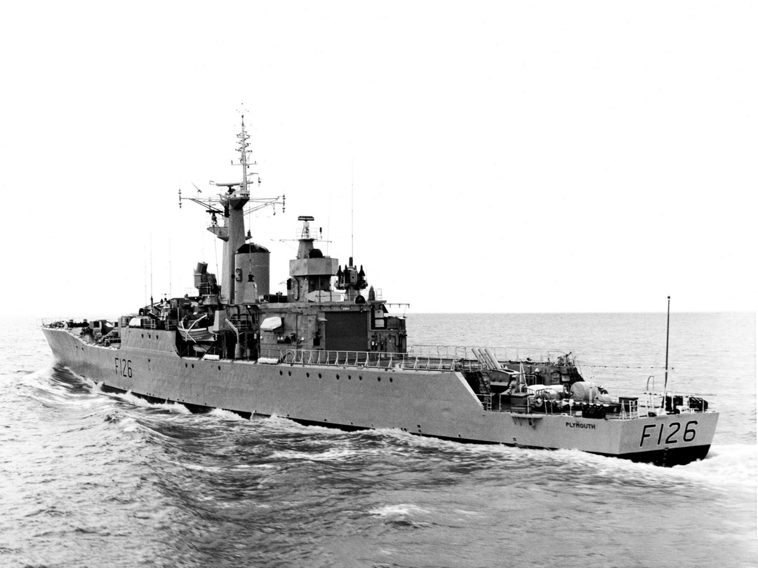 HMS Plymouth F126 Rothesay Class Frigate Port Side View Photo Print - Posters, Prints, & Visual Artwork - by Hampshire Prints (image 1 of 9)