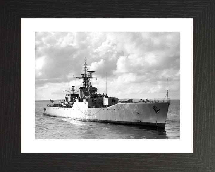 HMS Rhyl F129 Rothesay Class Frigate Starboard Side View Photo Print - Posters, Prints, & Visual Artwork - by Hampshire Prints (image 2 of 9)