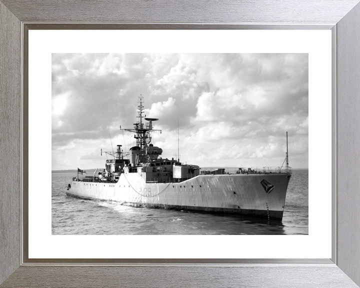 HMS Rhyl F129 Rothesay Class Frigate Starboard Side View Photo Print - Posters, Prints, & Visual Artwork - by Hampshire Prints (image 6 of 9)