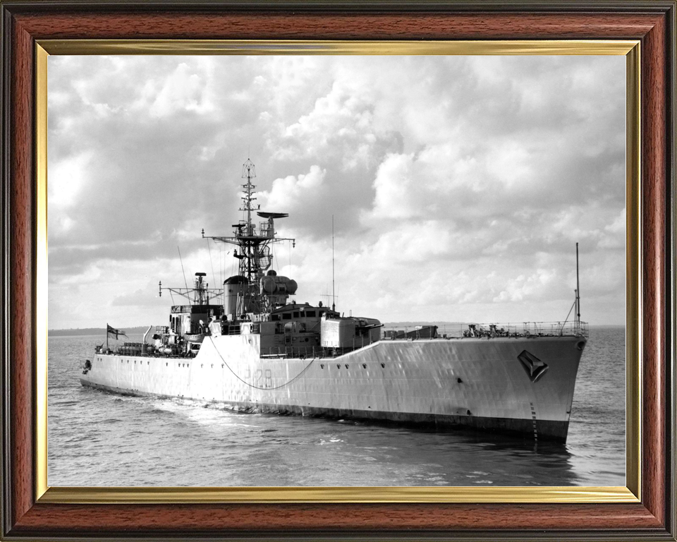 HMS Rhyl F129 Rothesay Class Frigate Starboard Side View Photo Print - Posters, Prints, & Visual Artwork - by Hampshire Prints (image 9 of 9)