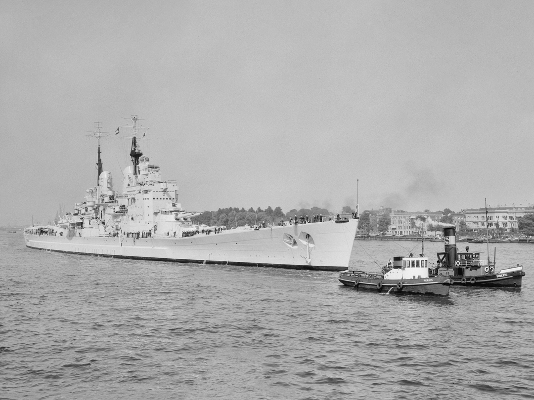 HMS Vanguard 23 Fast Battleship 1940s Photo Print - Posters, Prints, & Visual Artwork - by Hampshire Prints (image 1 of 9)