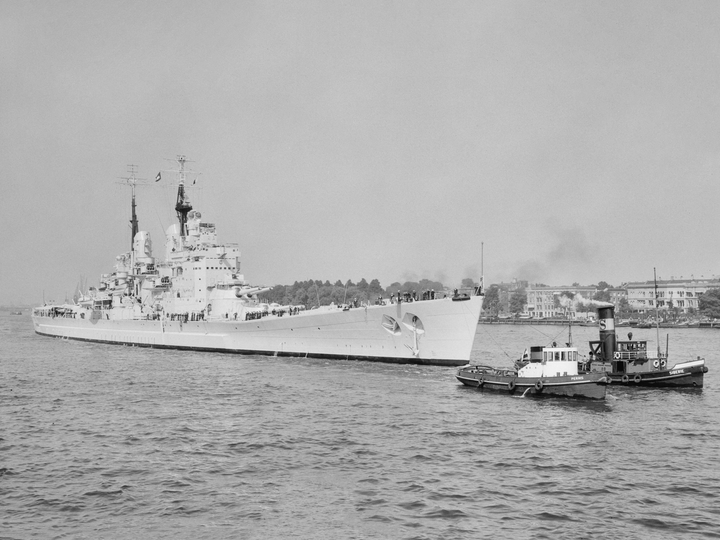 HMS Vanguard 23 Fast Battleship 1940s Photo Print - Posters, Prints, & Visual Artwork - by Hampshire Prints (image 1 of 9)
