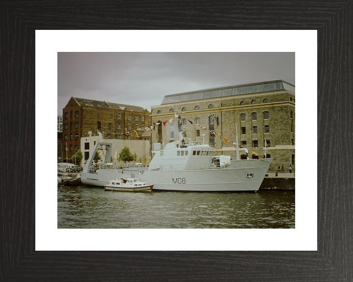 HMS Venturer M08 Converted Minesweeper Warship July 1979 Photo Print - Posters, Prints, & Visual Artwork - by Hampshire Prints (image 2 of 9)