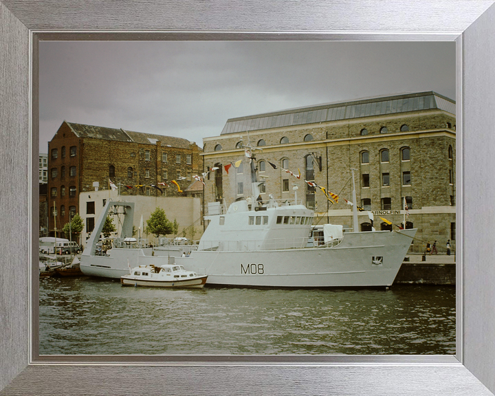 HMS Venturer M08 Converted Minesweeper Warship July 1979 Photo Print - Posters, Prints, & Visual Artwork - by Hampshire Prints (image 7 of 9)